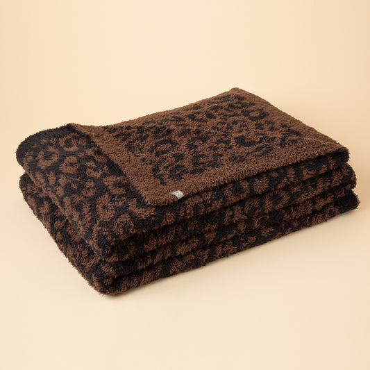Marshmallow Leopard Blanket in Wild Espresso