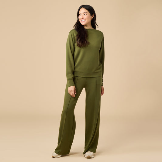 DreamTech Boat Neck with Pintuck Pant Set in Olive