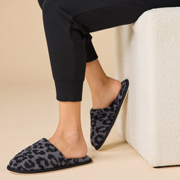 Marshmallow Leopard Slippers Marshmallow Leopard Slippers in Wild Grey