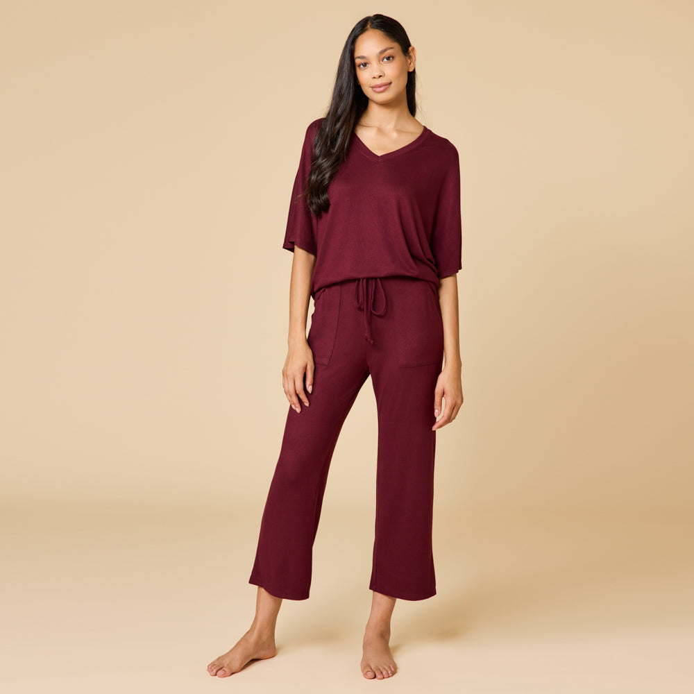 Dream Relaxed V-neck with Capri Lounge Set Cherry Cola