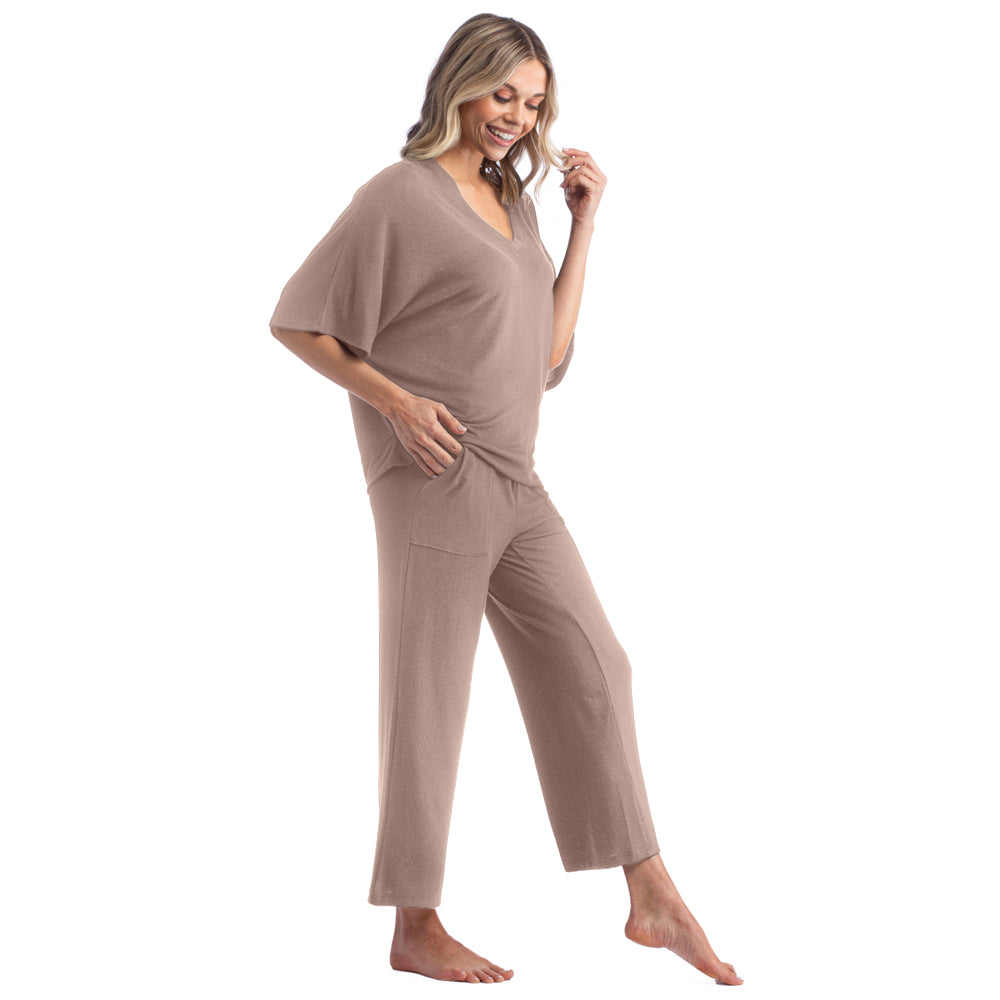 Dream Relaxed V-neck with Capri Lounge Set Coco
