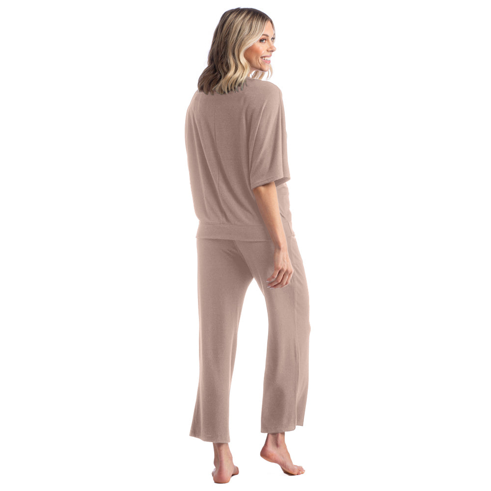 Dream Relaxed V-neck with Capri Lounge Set Coco