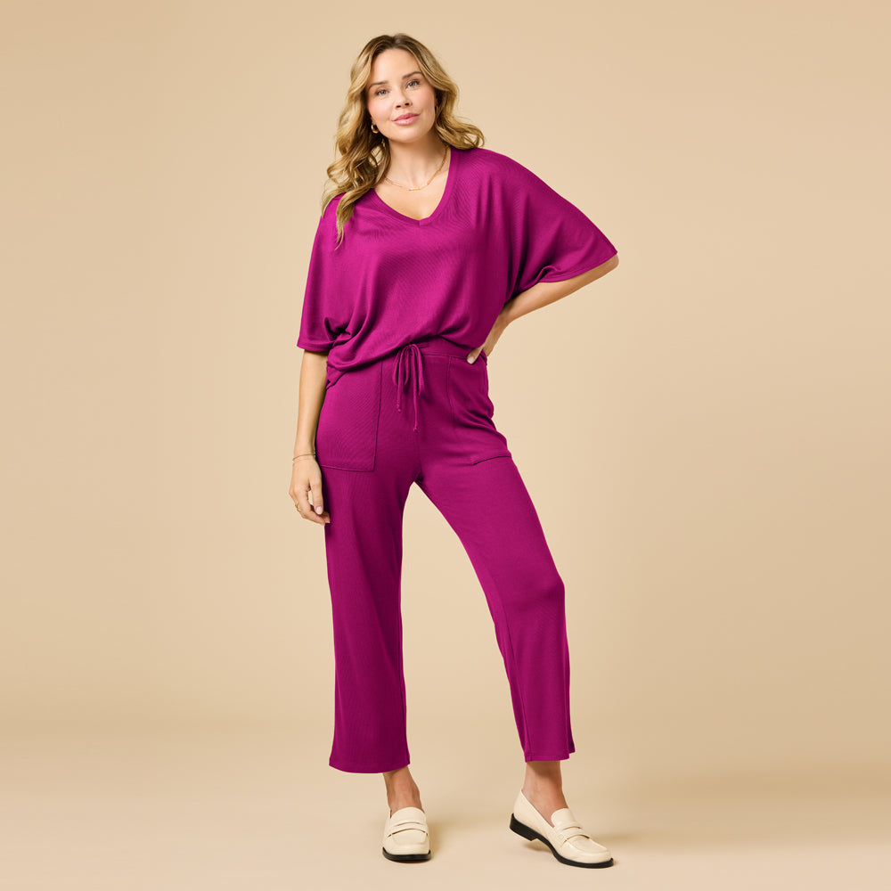 Dream Relaxed V-neck with Capri Lounge Set in Magenta