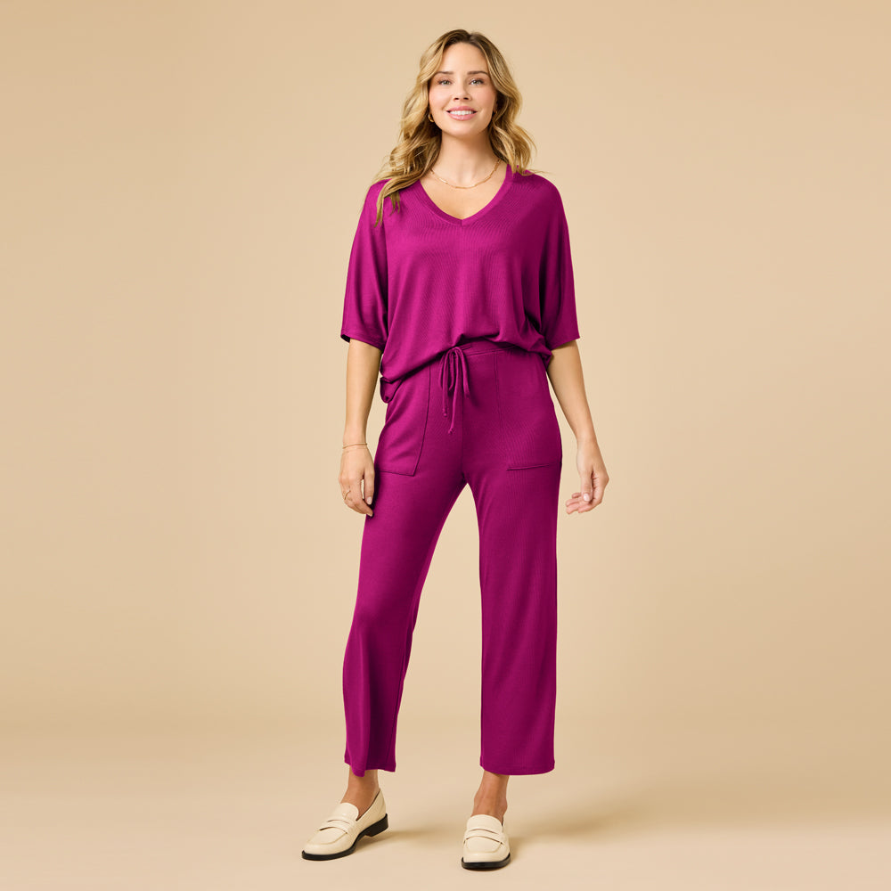 Dream Relaxed V-neck with Capri Lounge Set in Magenta