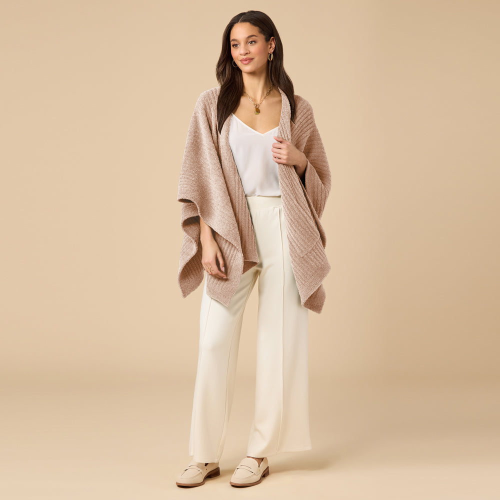 38" Solid Rib Marshmallow Shawl in Coco