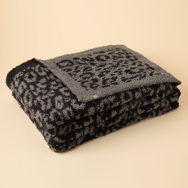 Marshmallow Leopard Blanket in Wild Grey