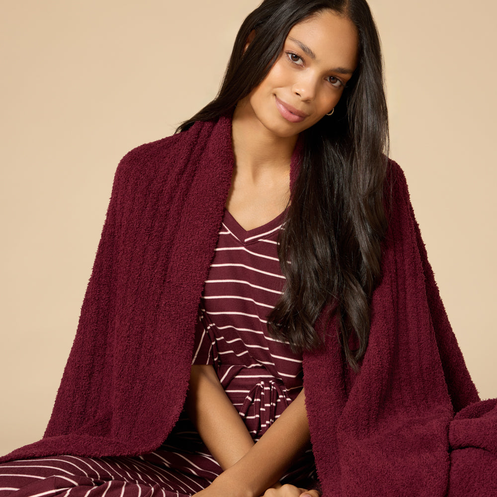 50" x 70" Solid Rib Marshmallow Blanket Cherry Cola