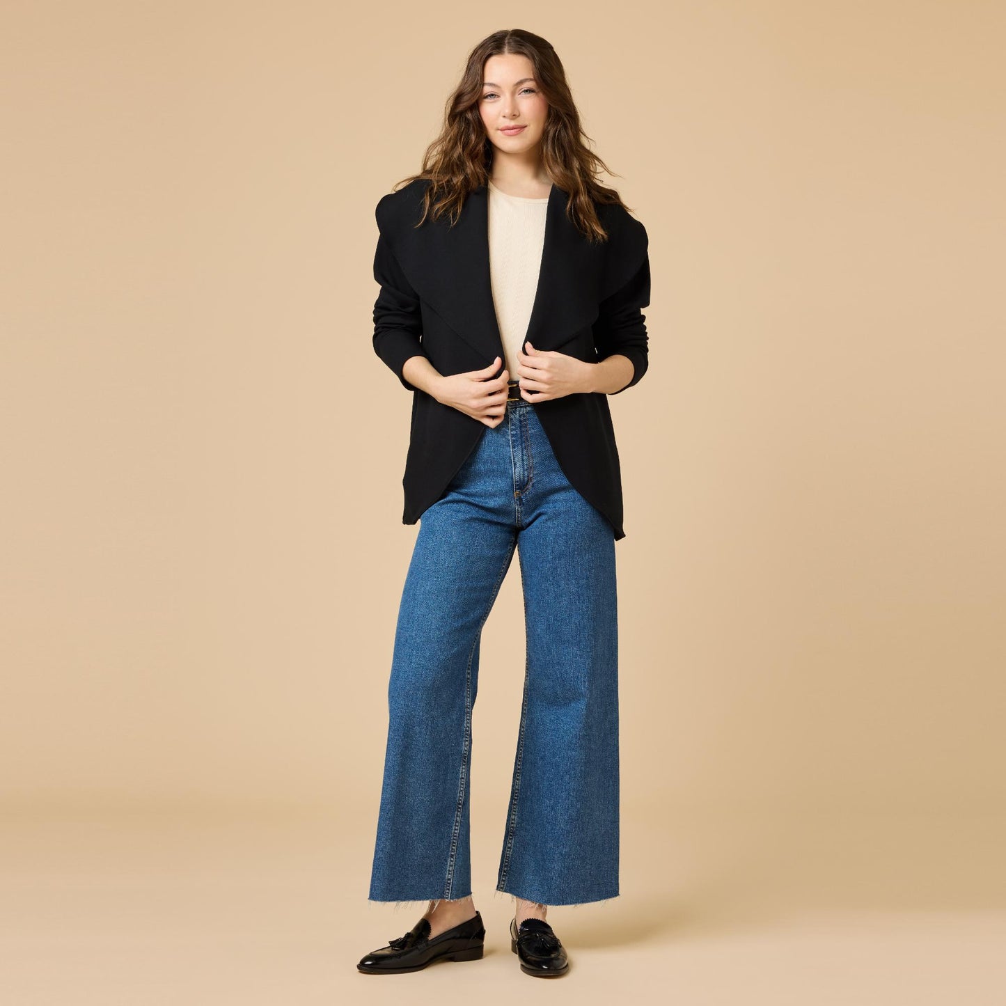 DreamTech Exaggerated Collar Cardigan in Black