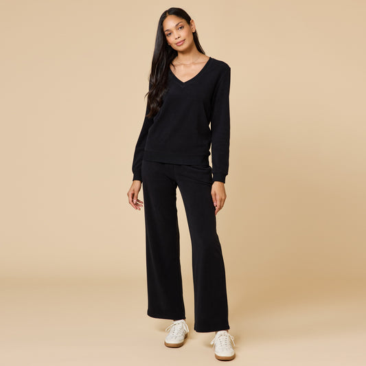 Vintage Velvet V-Neck with Wide Leg Pant in Black
