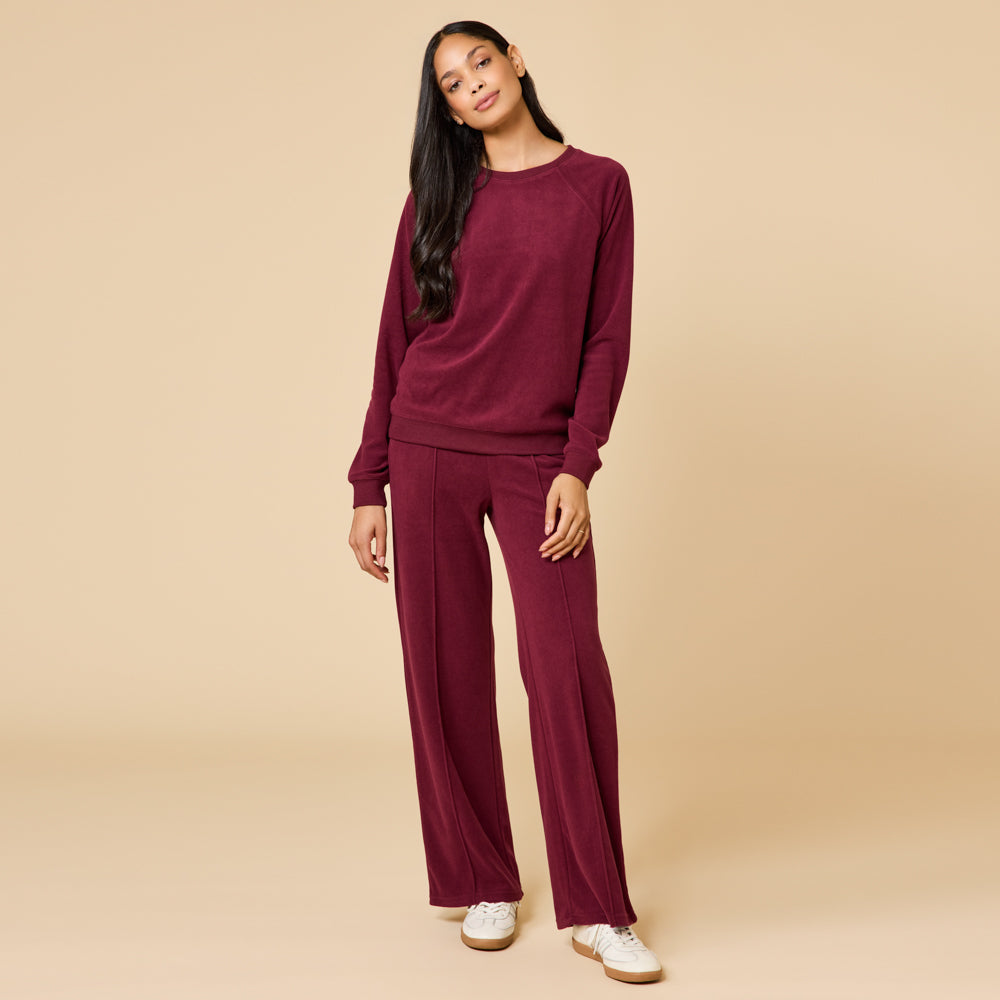 Vintage Velvet Raglan Crew Neck with Pintuck Pant Cherry Cola