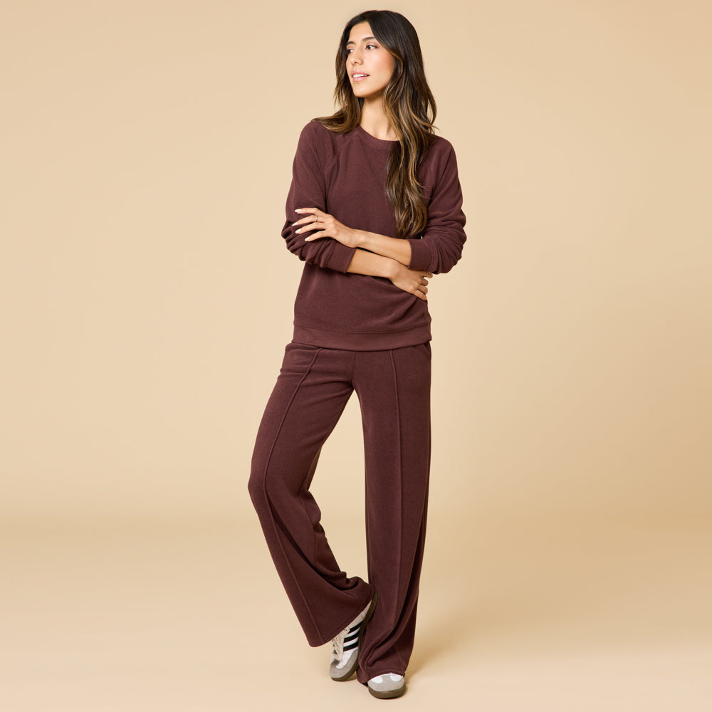 Vintage Velvet Raglan Crew Neck with Pintuck Pant Espresso