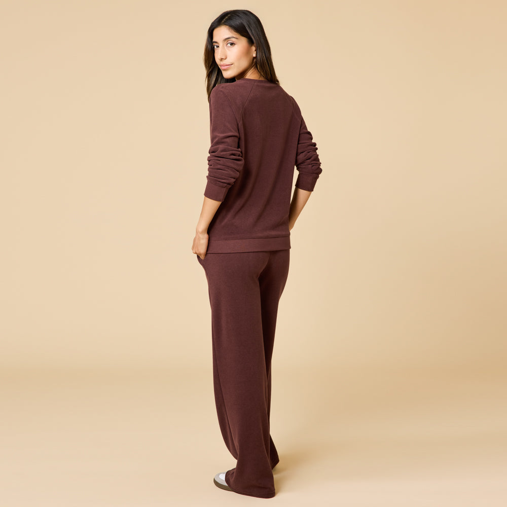 Vintage Velvet Raglan Crew Neck with Pintuck Pant Espresso