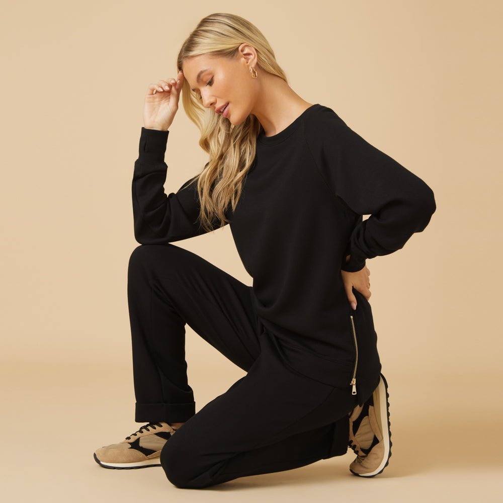 DreamTech Crew Tunic with Side Zip & Ankle Cuff Pant DreamTech Crew Tunic with Side Zip & Ankle Cuff Pant in Black
