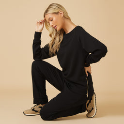 DreamTech Crew Tunic with Side Zip & Ankle Cuff Pant DreamTech Crew Tunic with Side Zip & Ankle Cuff Pant in Black