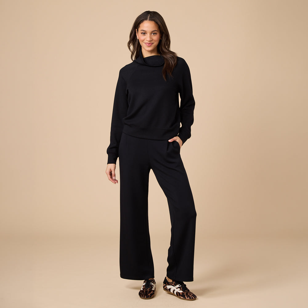 DreamTech Mock Neck with Pleated Pant Black