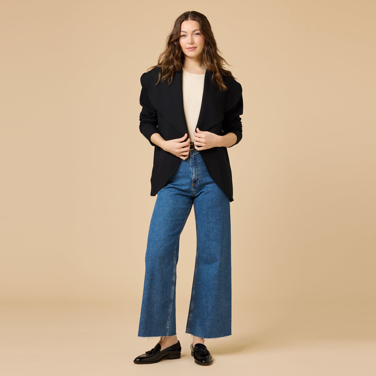 DreamTech Exaggerated Collar Cardigan in Black