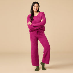 Solid Marshmallow V-Neck Lounge Set Solid Marshmallow V-Neck Lounge Set in Magenta