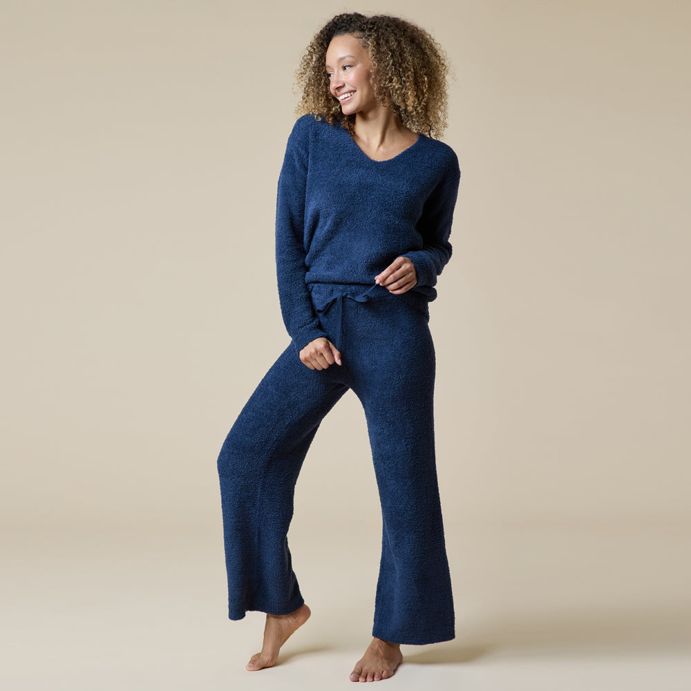 Solid Marshmallow V-Neck Lounge Set in Midnight