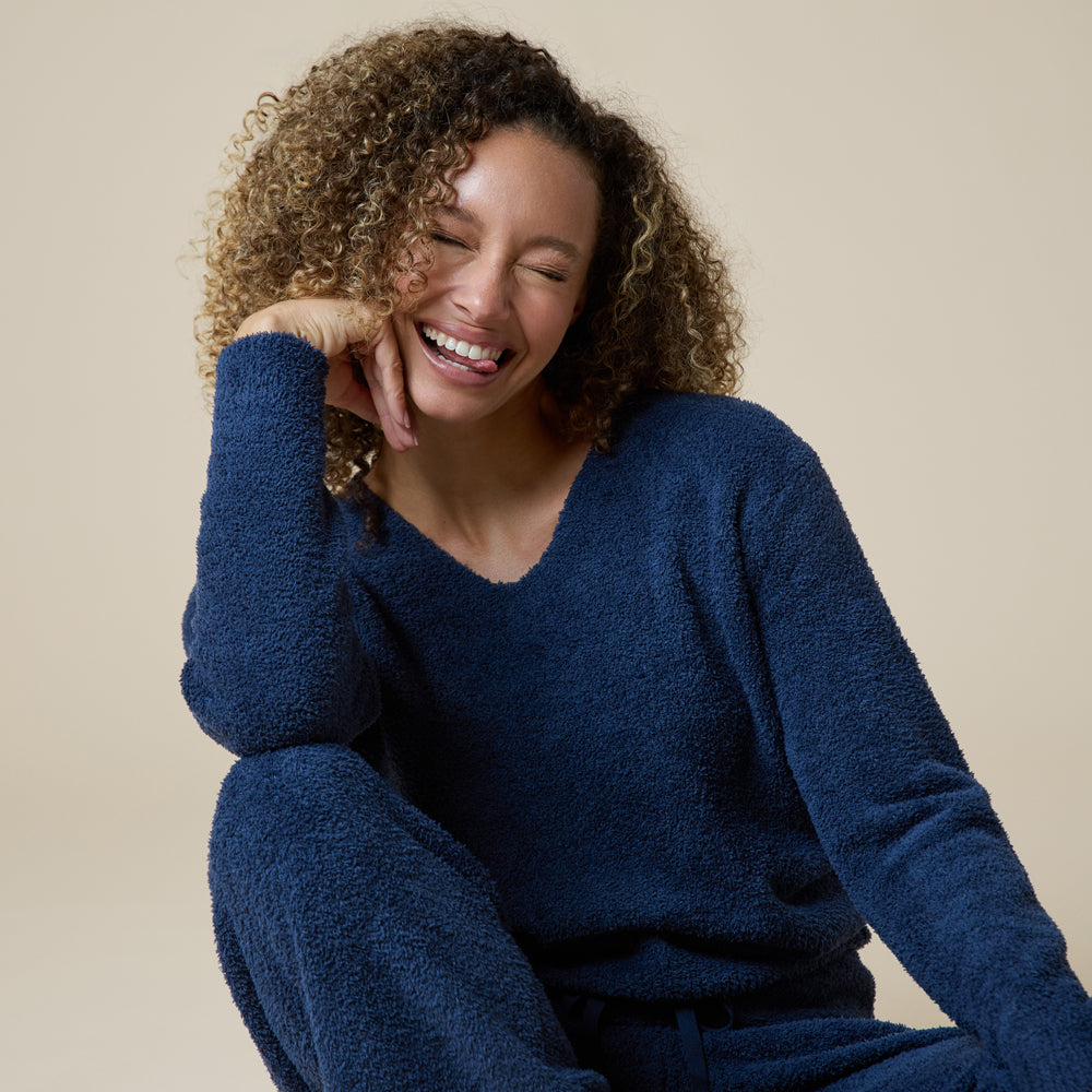 Solid Marshmallow V-Neck Lounge Set Solid Marshmallow V-Neck Lounge Set in Midnight