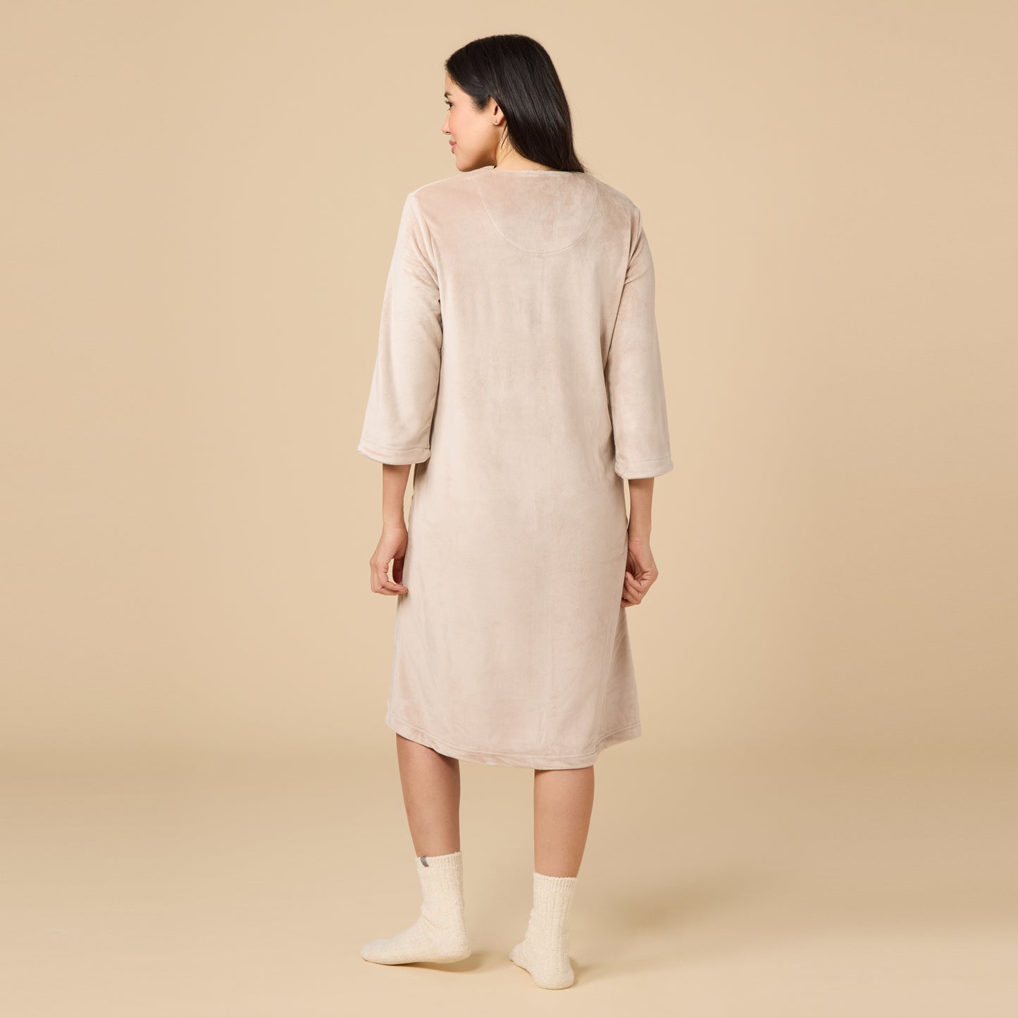 Serenity 42" 3/4 Sleeve Zip Robe in Coco