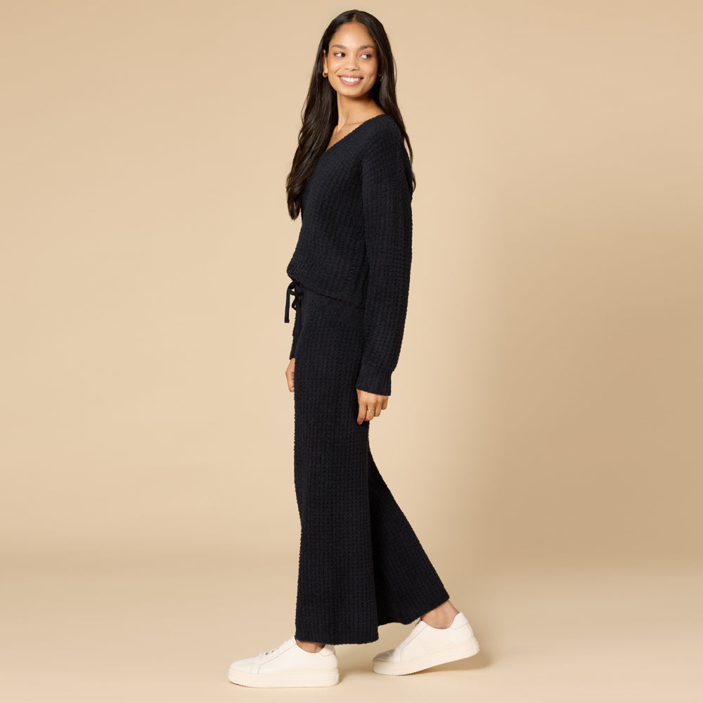 Waffle Marshmallow V-Neck with Long Pant Black