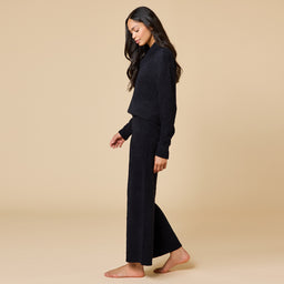 Ultra-Marshmallow Shawl Collar with Pintuck Pant Ultra-Marshmallow Shawl Collar with Pintuck Pant in Black