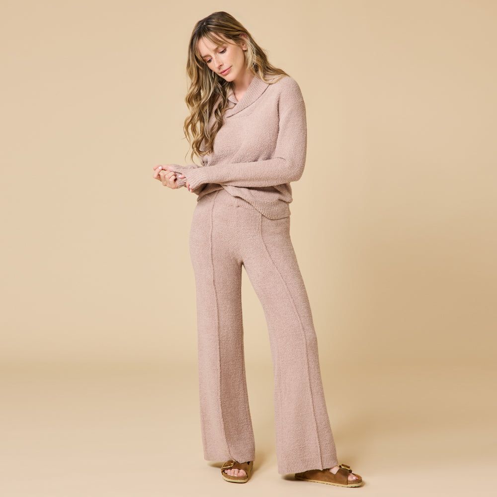 Ultra-Marshmallow Shawl Collar with Pintuck Pant Coco