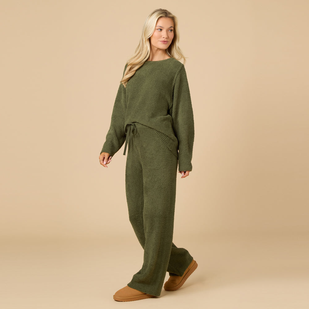Solid Marshmallow Reverse Seam Crew Neck Lounge Set with Bracelet Sleeve in Olive