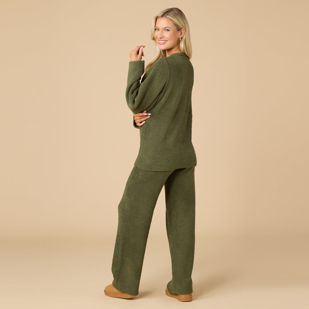 Solid Marshmallow Reverse Seam Crew Neck Lounge Set with Bracelet Sleeve in Olive