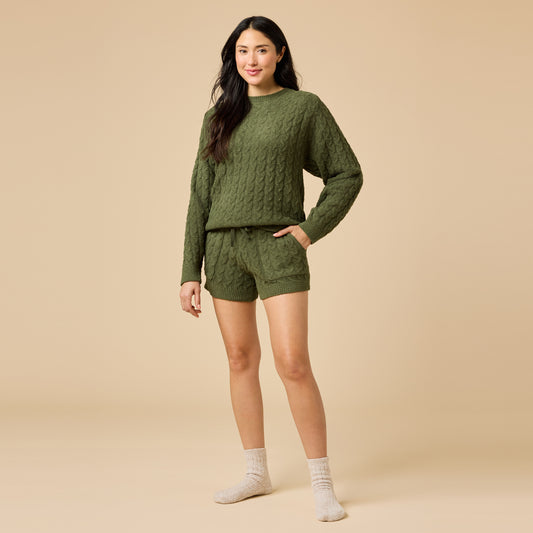 Cable Knit Marshmallow Crew Neck with Short Set in Olive