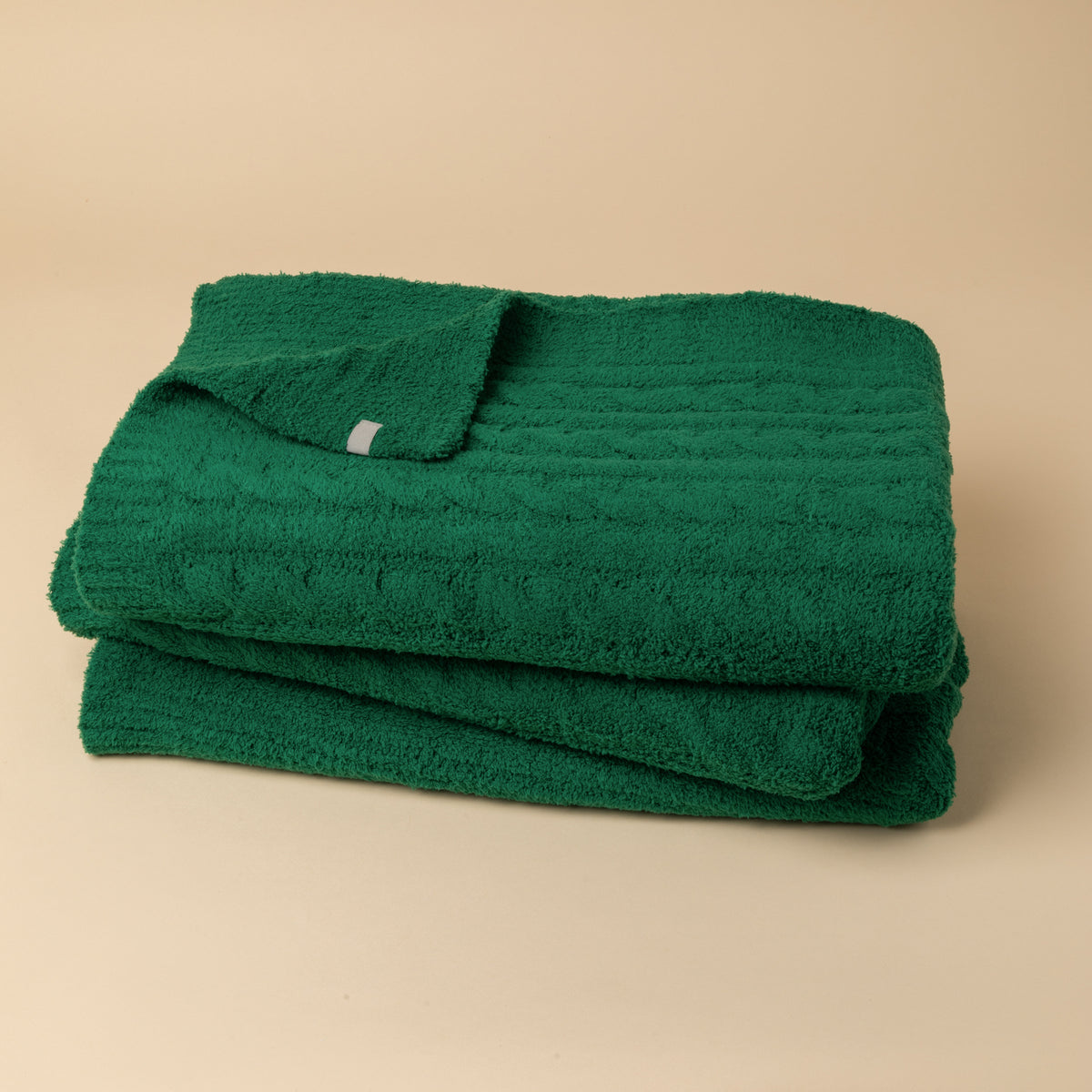 Cable Knit Marshmallow Blanket Cable Knit Marshmallow Blanket in Green