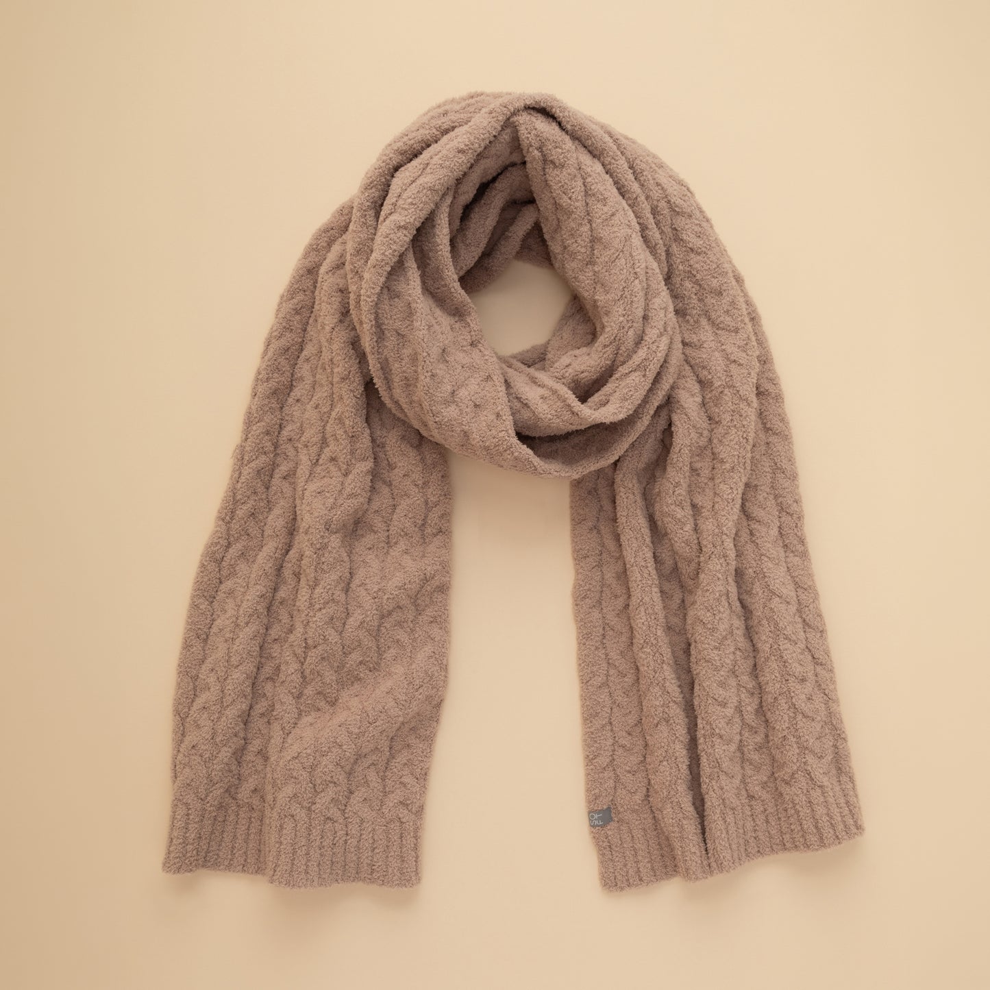 Cable Knit Marshmallow Scarf in Coco