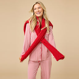 Cable Knit Marshmallow Scarf Cable Knit Marshmallow Scarf in Red