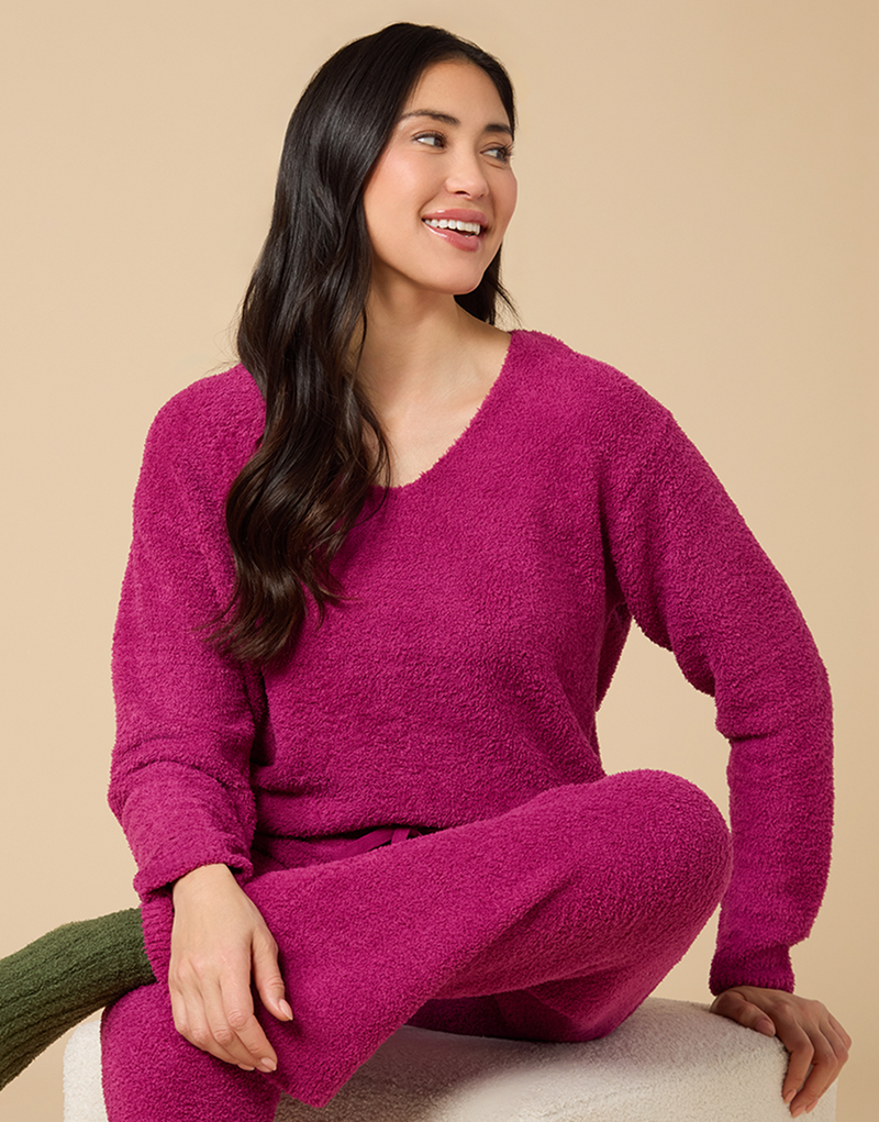 Cloud-Like ComfortSignature softness for every part of your season, from the first crisp morning to cozy nights in.