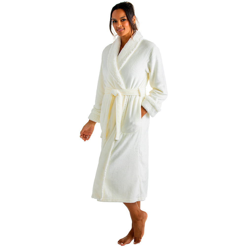 Plush Sherpa Robe with Contrast Trim Ivory
