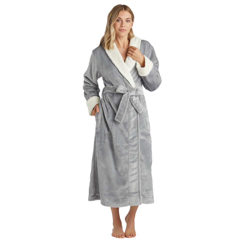 Plush Sherpa Robe with Contrast Trim Grey