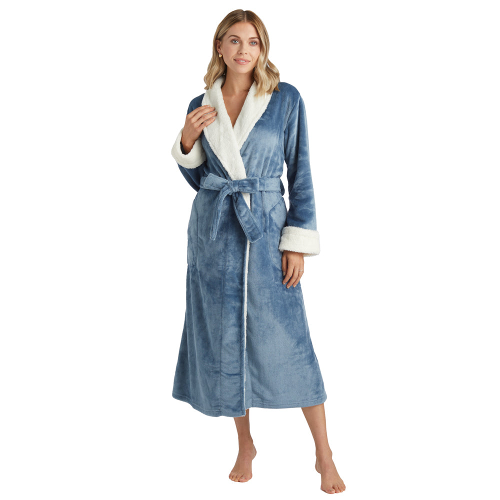 Plush Sherpa Robe with Contrast Trim Spring Lake